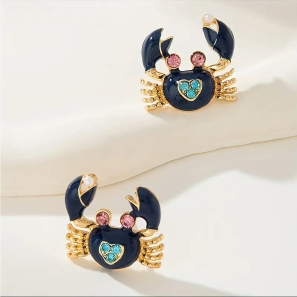 Crab Stud Earrings Blue Enamel Gold Tone Nautical Coastal Beach Jewelry NWT